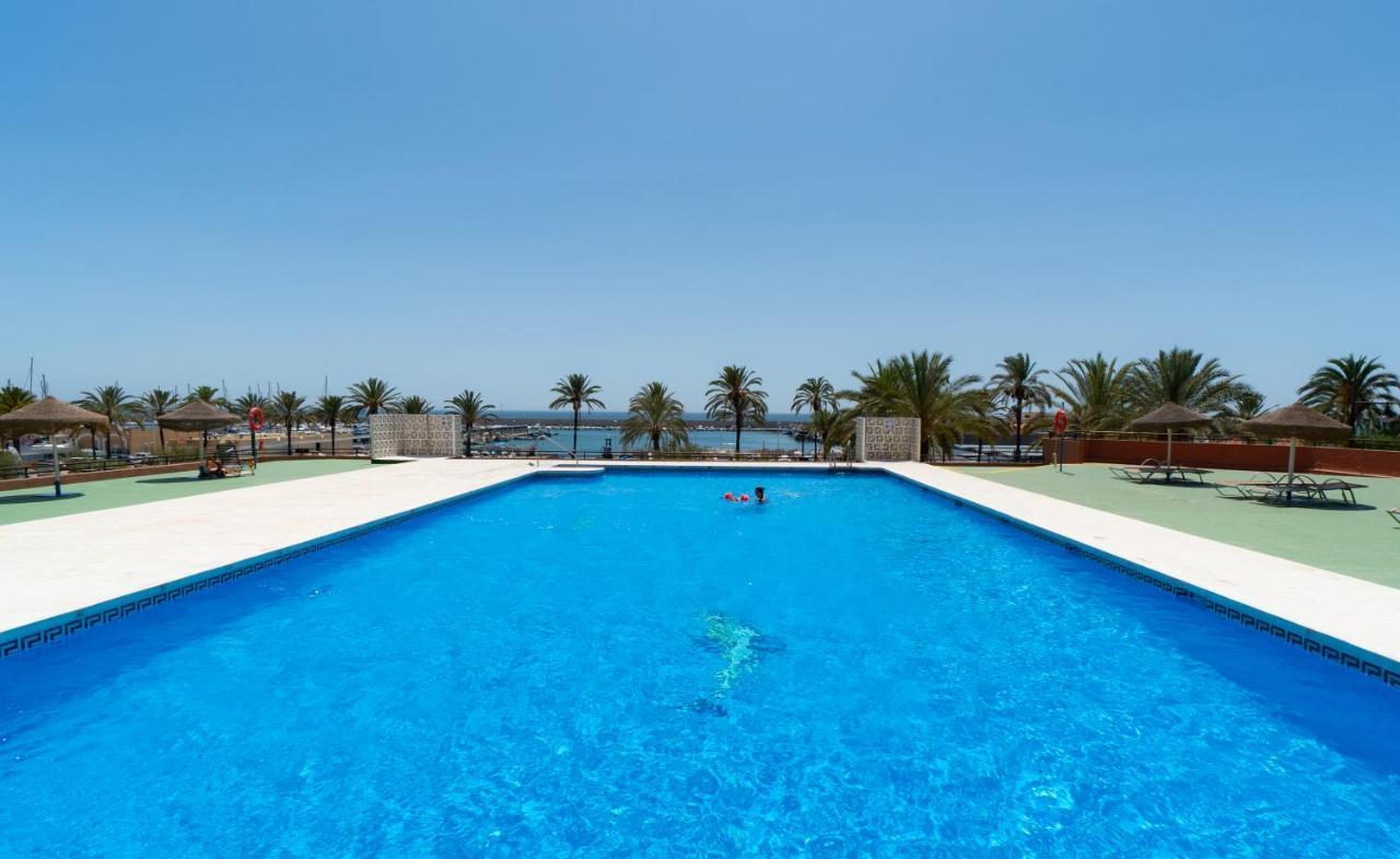 Sur Suites Palmeras Фуэнхирола Экстерьер фото