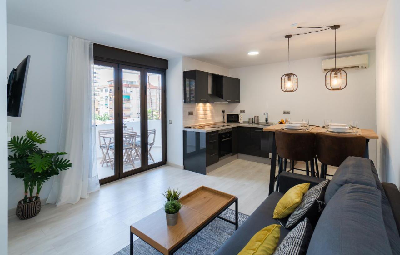 Sur Suites Palmeras Фуэнхирола Экстерьер фото