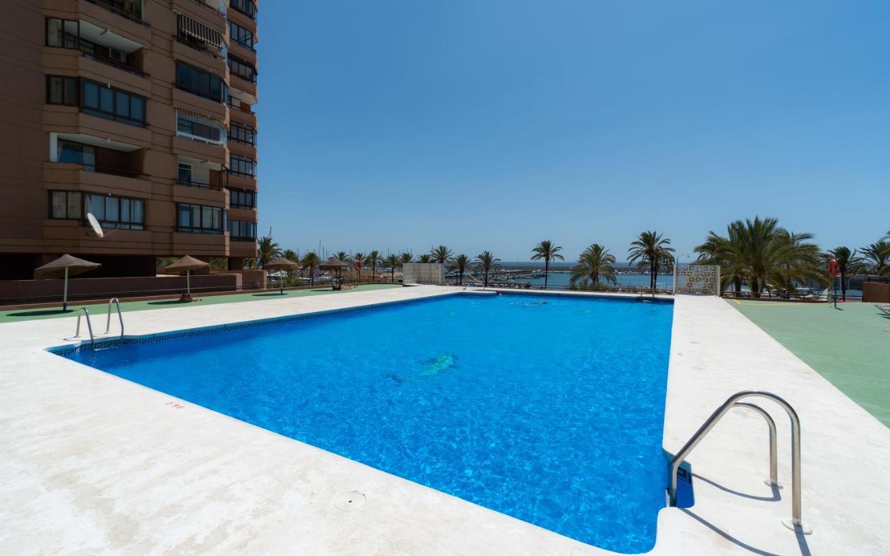 Sur Suites Palmeras Фуэнхирола Экстерьер фото